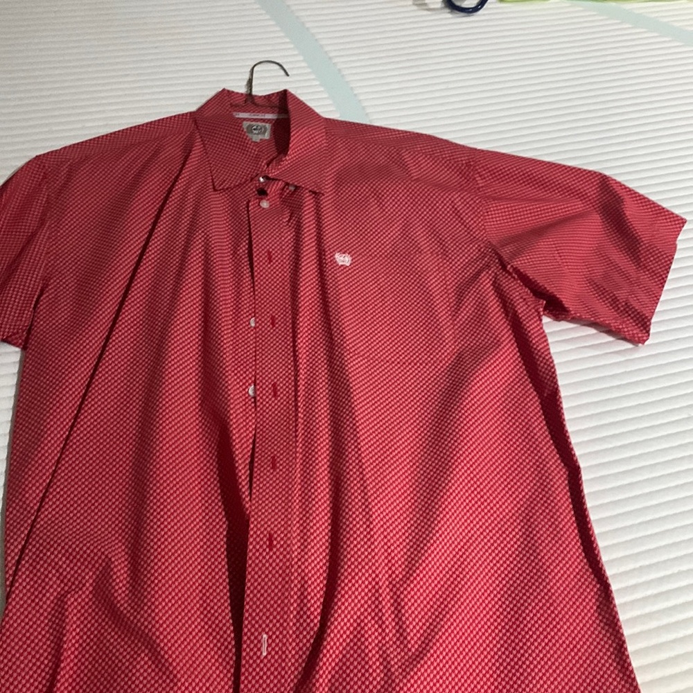 Cinch short sleeve button down L